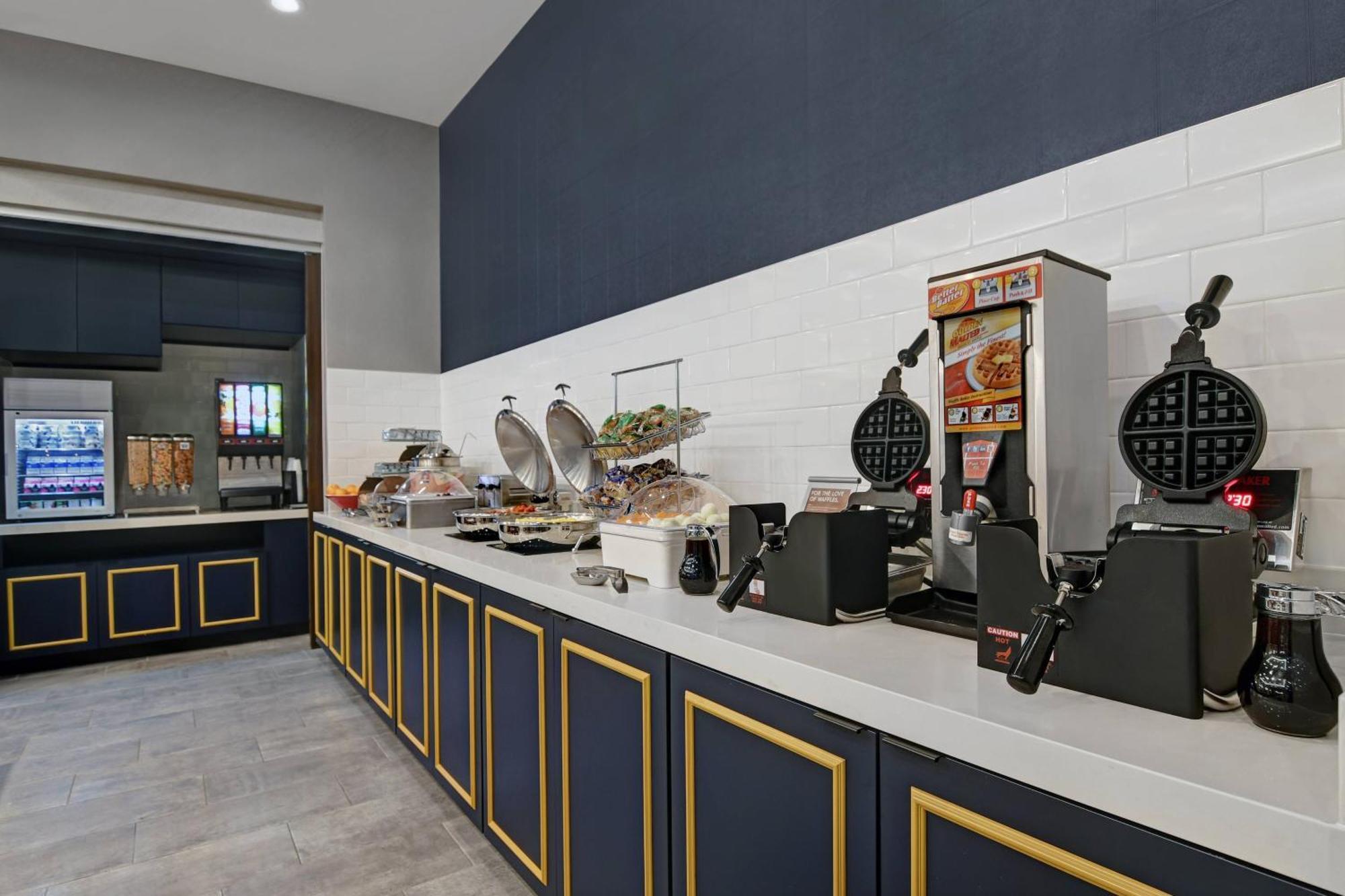 Towneplace Suites By Marriott Cincinnati Downtown Екстериор снимка